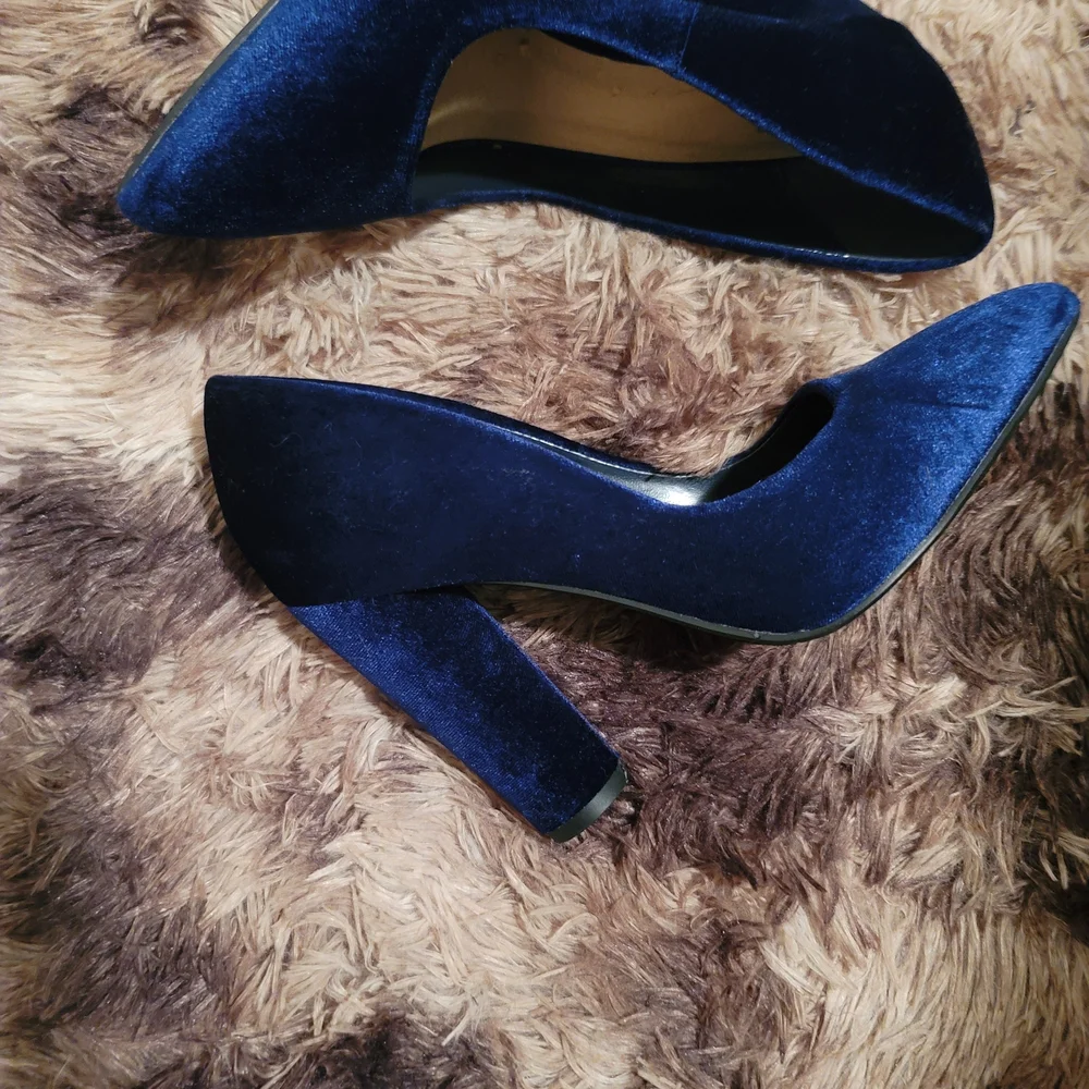 Delicious Navy Blue Women's Heels